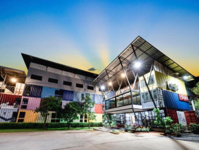 QBix Hotel